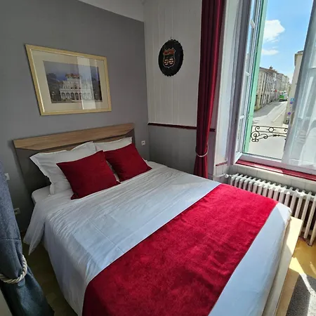 Au Coeur Vendeen - A 3km Du Parc Puy Dufou Apartment