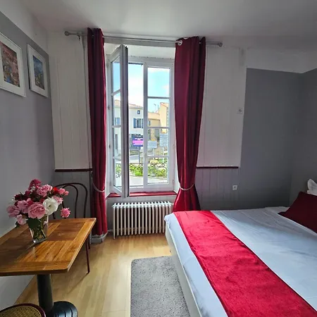 Apartment Au Coeur Vendeen - A 3km Du Parc Puy Dufou Les Epesses